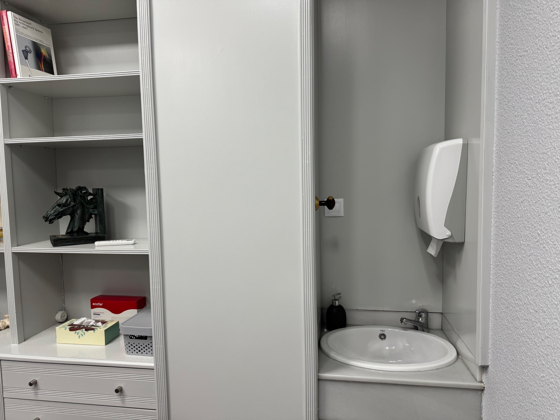 A pie de calle, alta visibilidad, equipado.  - Imagen 5