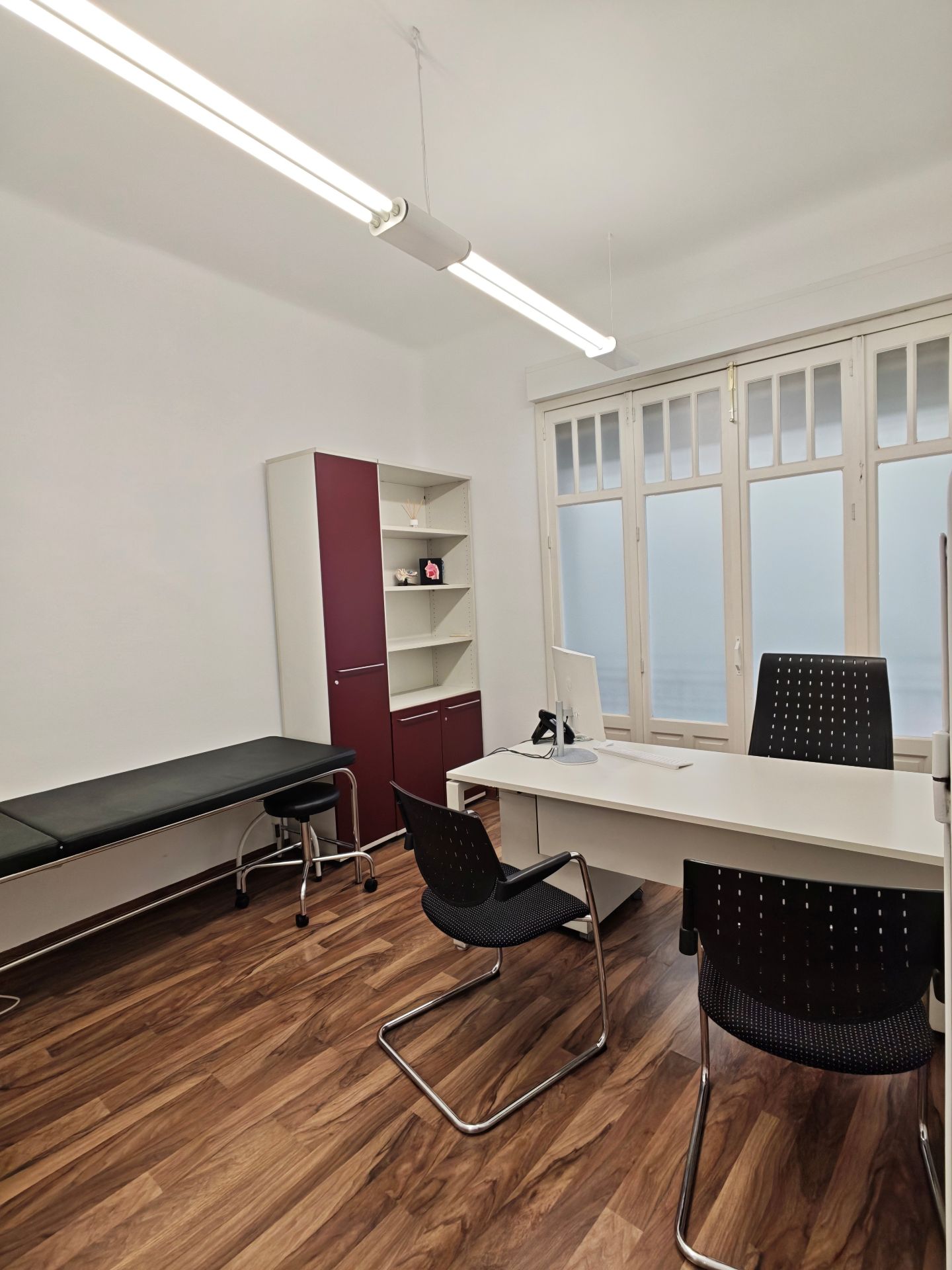 Salas en alquiler para consultas médicas - Imagen 2