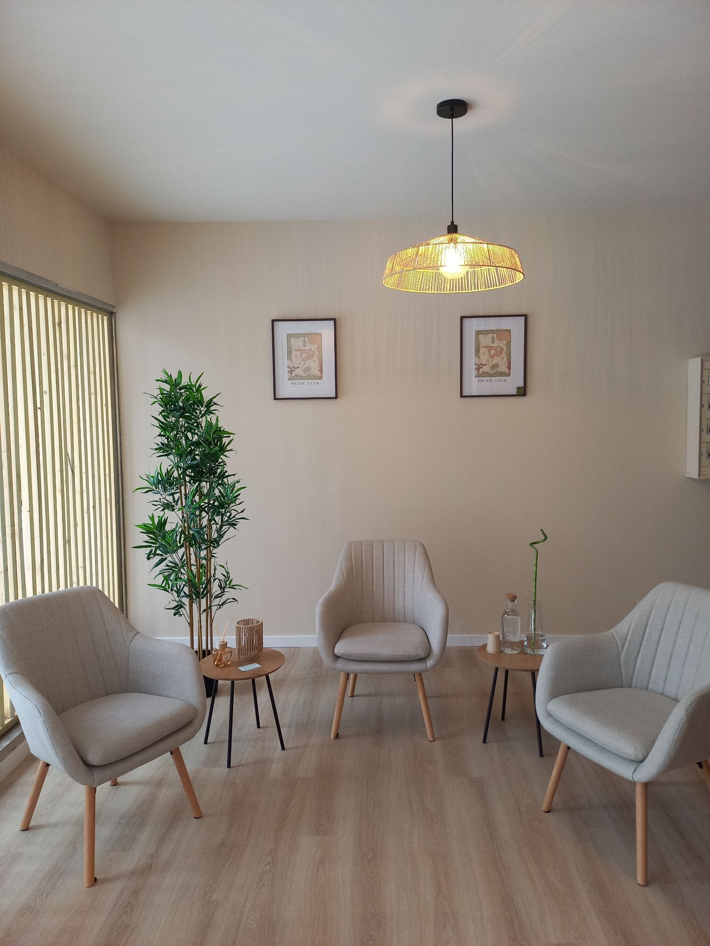 Alquiler de consulta sanitaria en Santiago de Compostela ( Área Central ) | Alquiler | MEETMEDIX