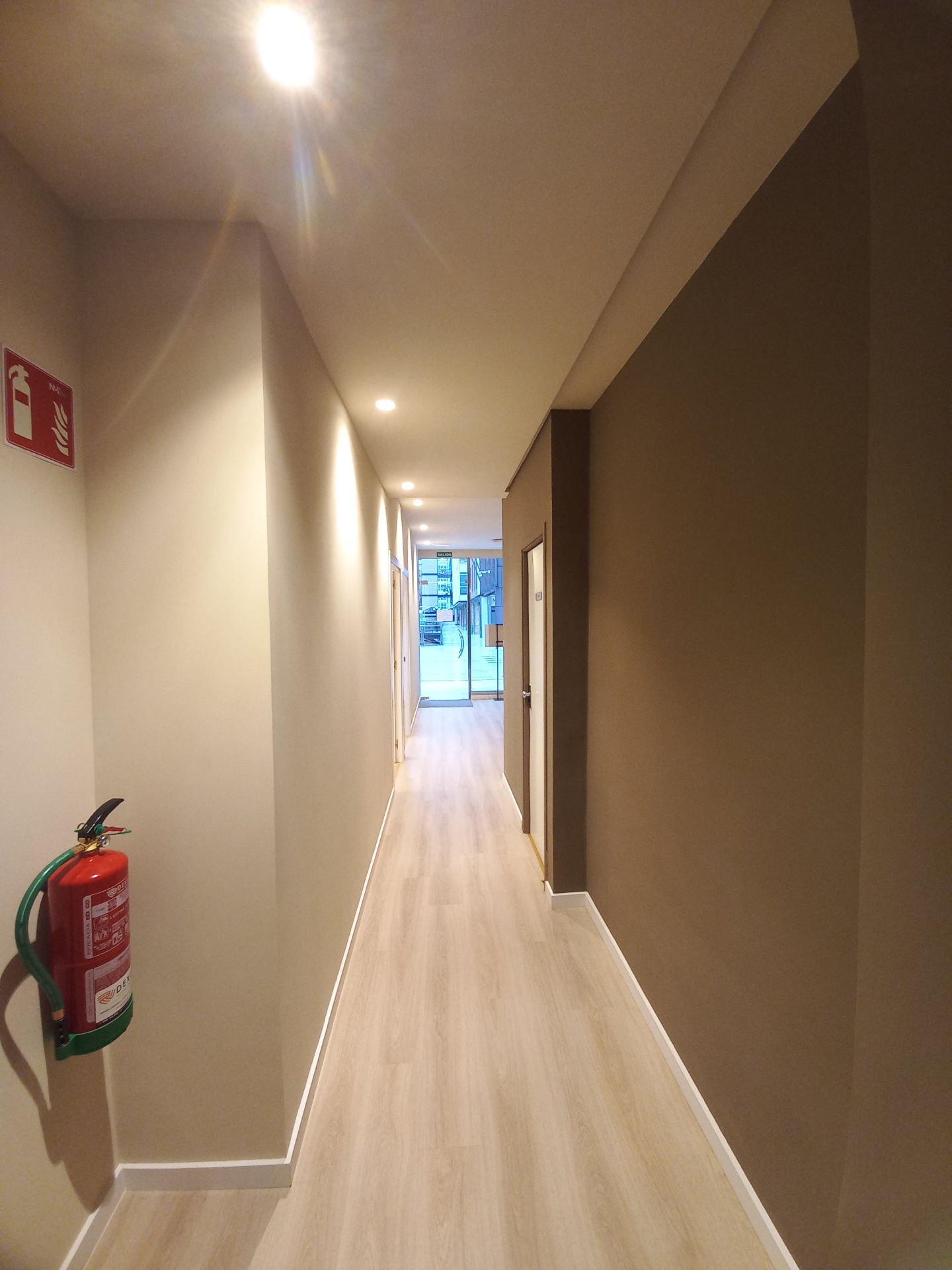 Alquiler de consulta sanitaria en Santiago de Compostela ( Área Central ) - Imagen 8