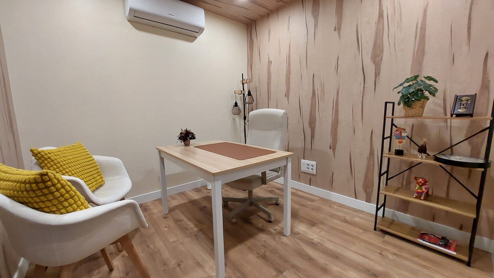 Consulta para Psicólogos, neurólogos y psiquiatras moderna y equipada - Imagen 5