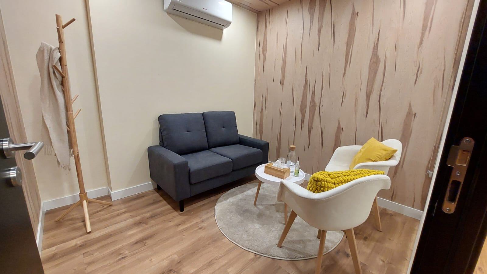 Consulta para Psicólogos, neurólogos y psiquiatras moderna y equipada - Imagen 4