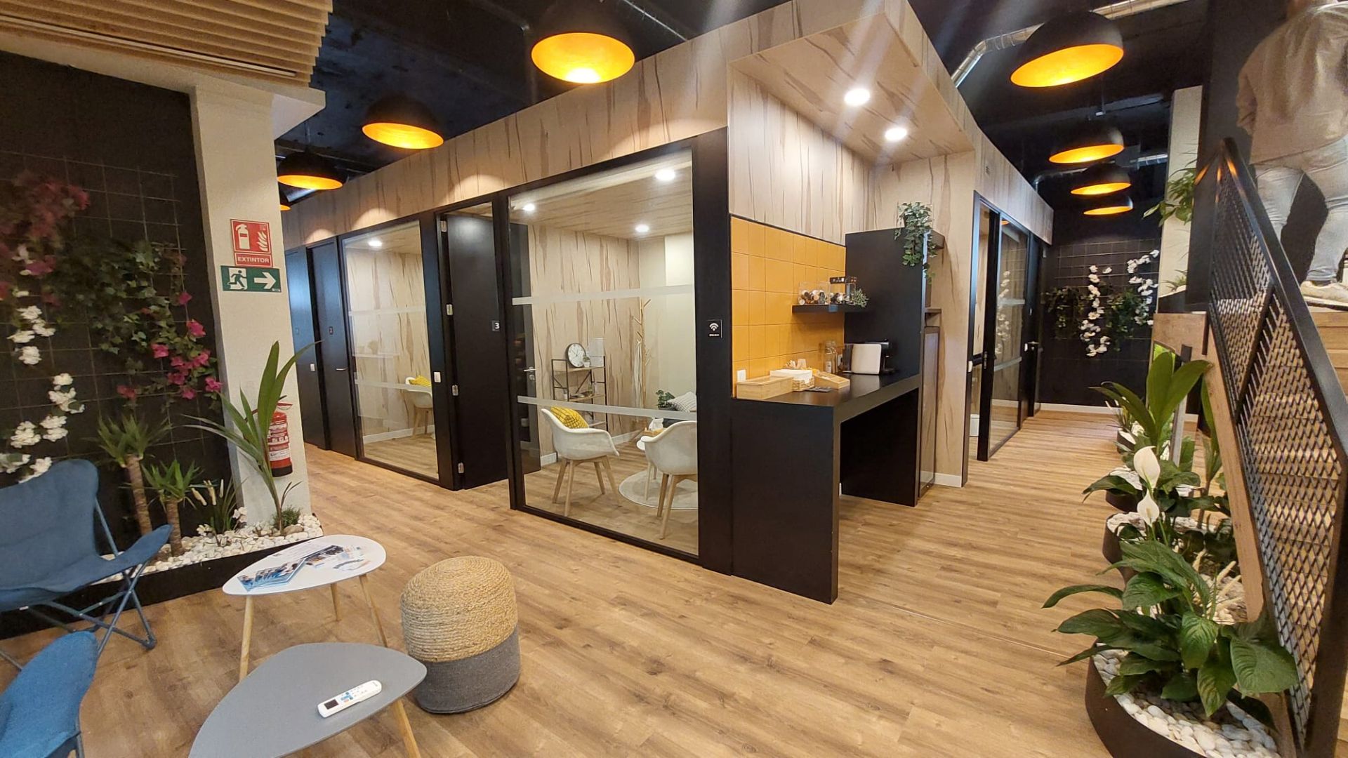 Consulta para Psicólogos, neurólogos y psiquiatras moderna y equipada | Alquiler | MeetMedix