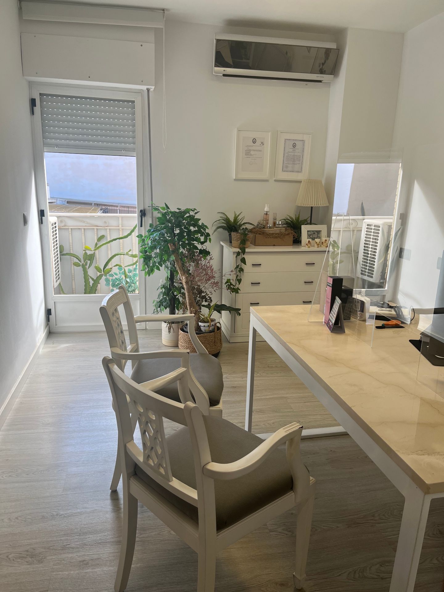 Alquiler sala profesionales salud - Imagen 3