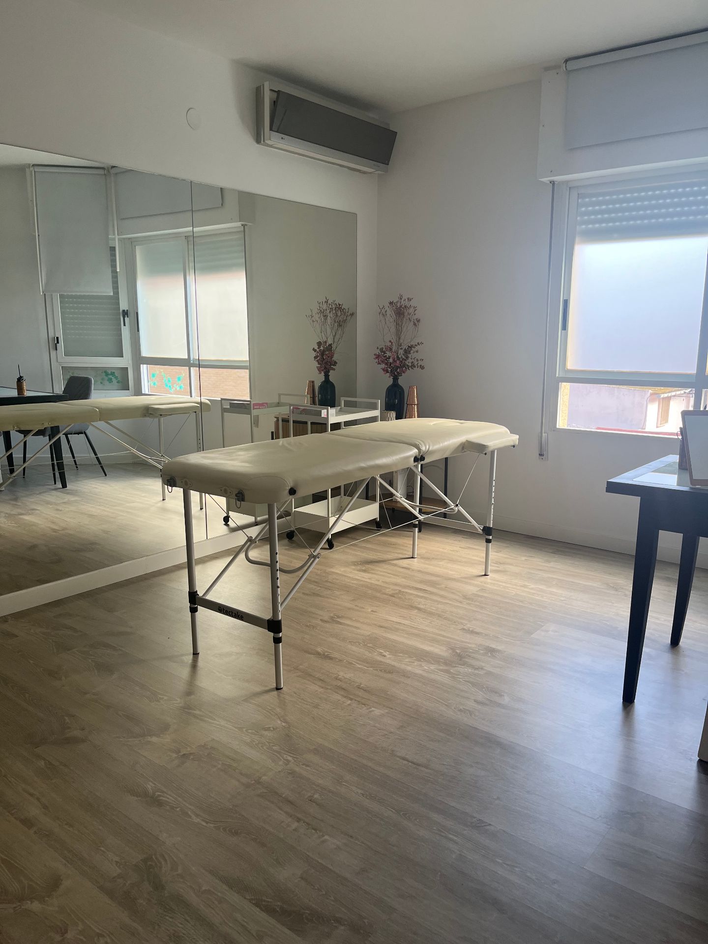 Alquiler sala profesionales salud - Imagen 2