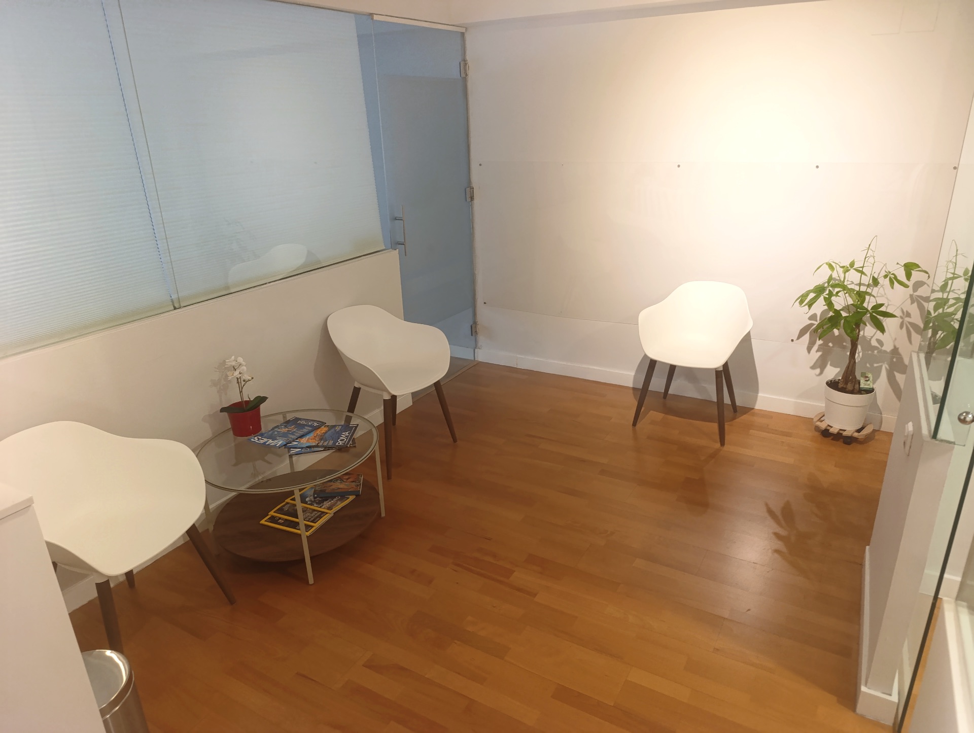 Alquiler de despacho en centro sanitario coworking a personal sanitario autónomo - Imagen 5