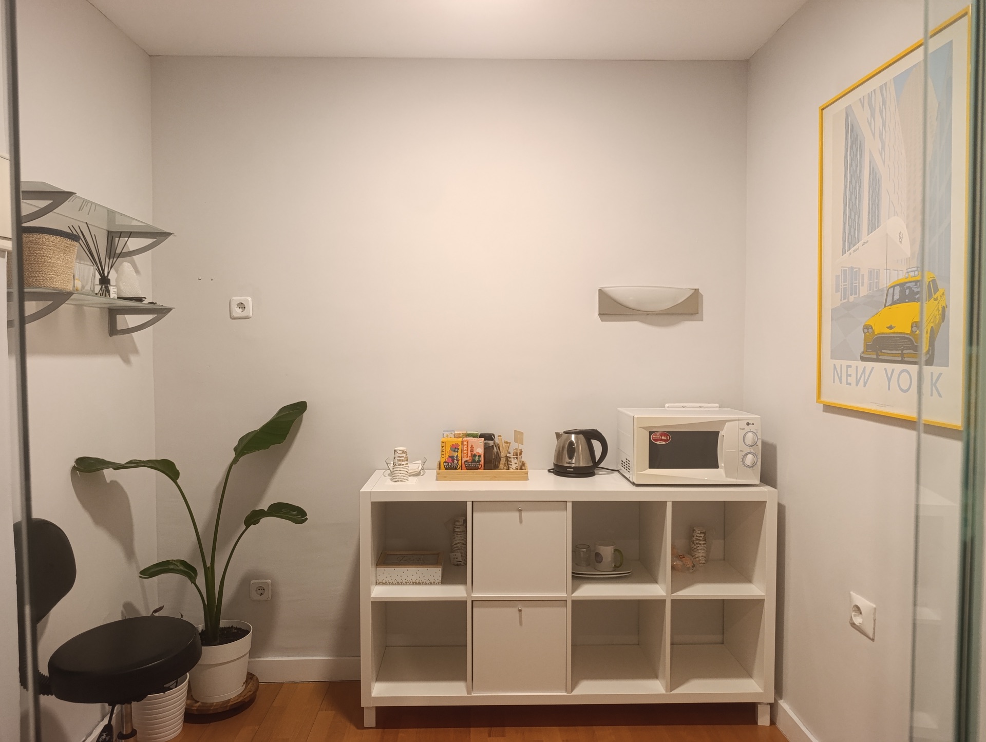 Alquiler de despacho en centro sanitario coworking a personal sanitario autónomo - Imagen 7