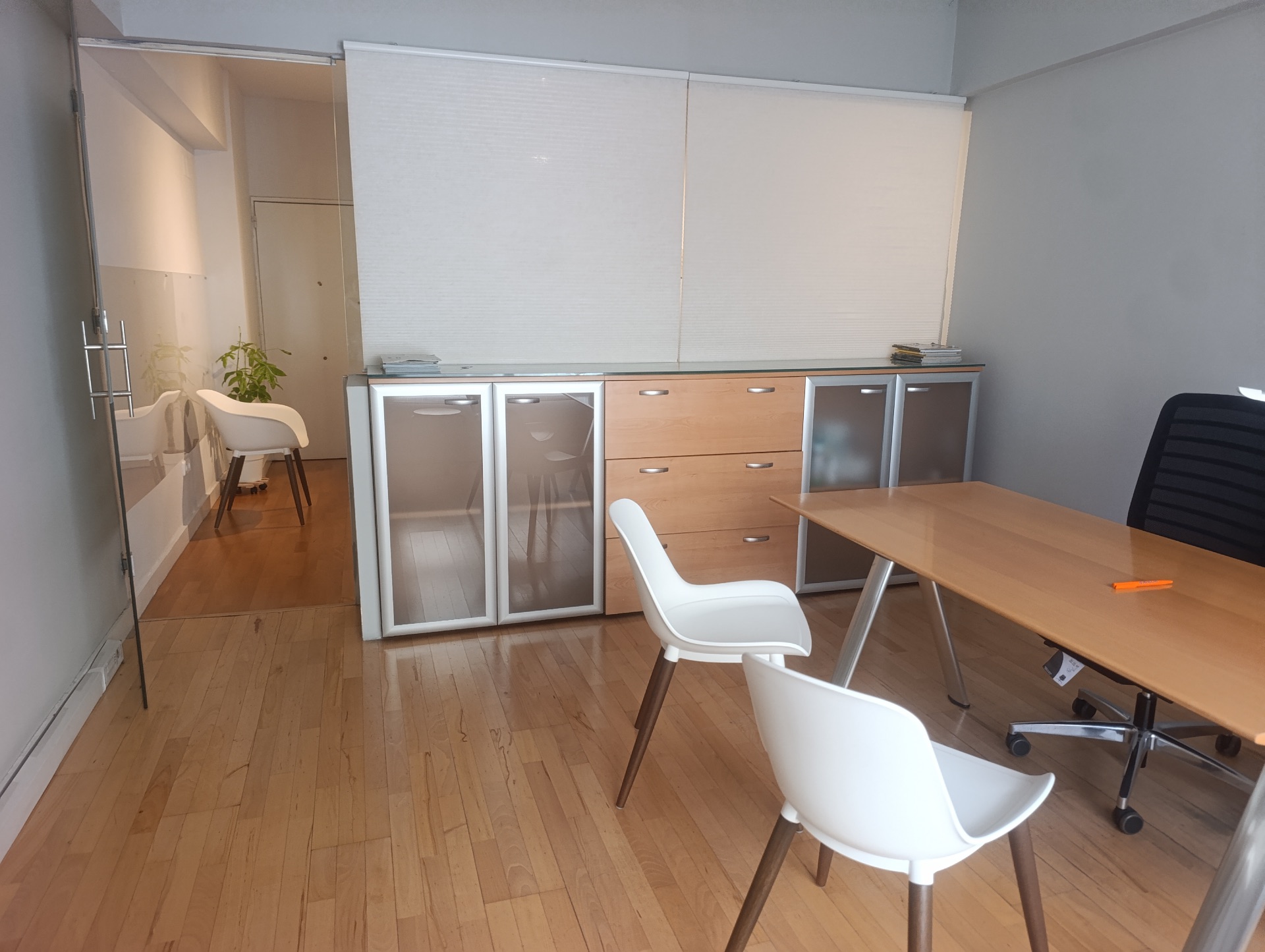 Alquiler de despacho en centro sanitario coworking a personal sanitario autónomo - Imagen 2