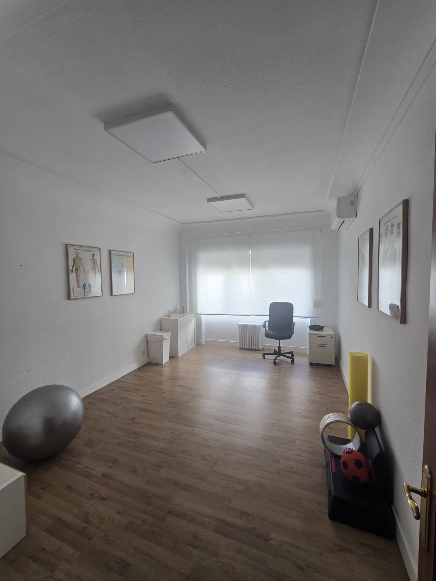 Sala de Fisioterapia Barrio de Salamanca | Alquiler | MEETMEDIX