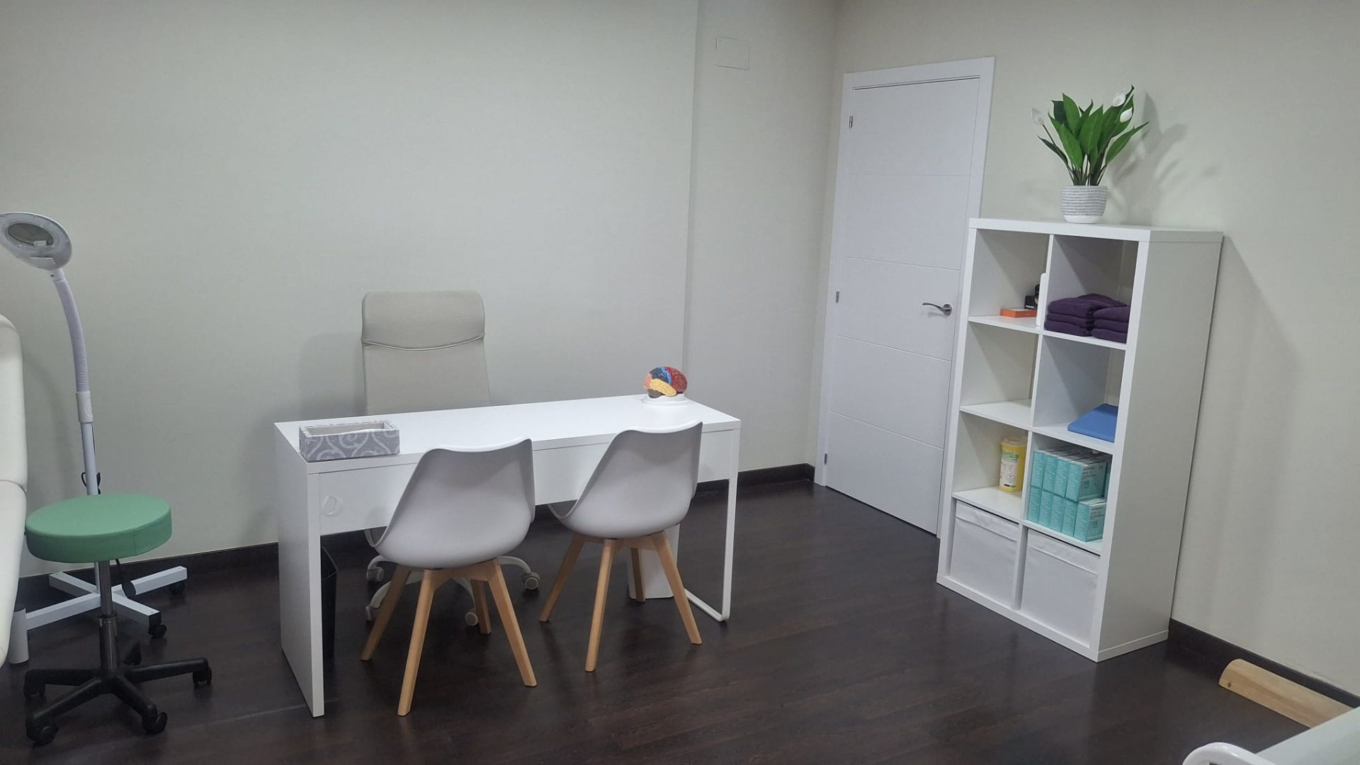 Alquiler de consulta médica en Pozuelo de Alarcón – Espacio sanitario equipado | Alquiler | MeetMedix