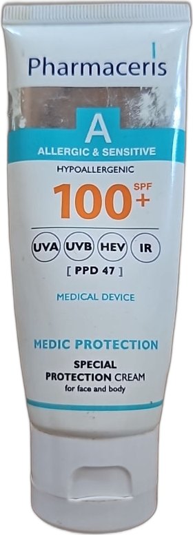 A Special Protection Cream SPF 100+ for Face and Body Medic Protection