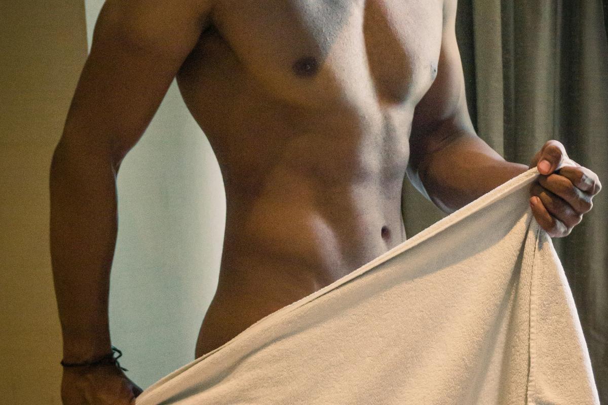 Capa do artigo #Massagem Lingam: O Despertar da Energia Masculina
