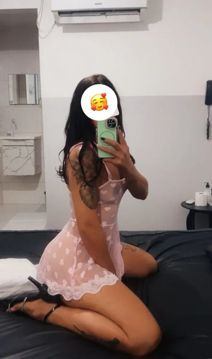 Jully - Foto 2