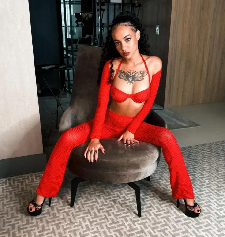 Lara - Foto 4