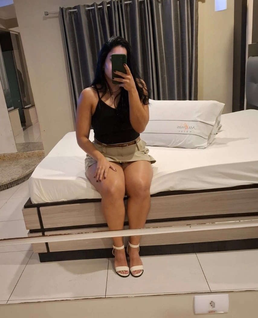 Julia - Foto 1