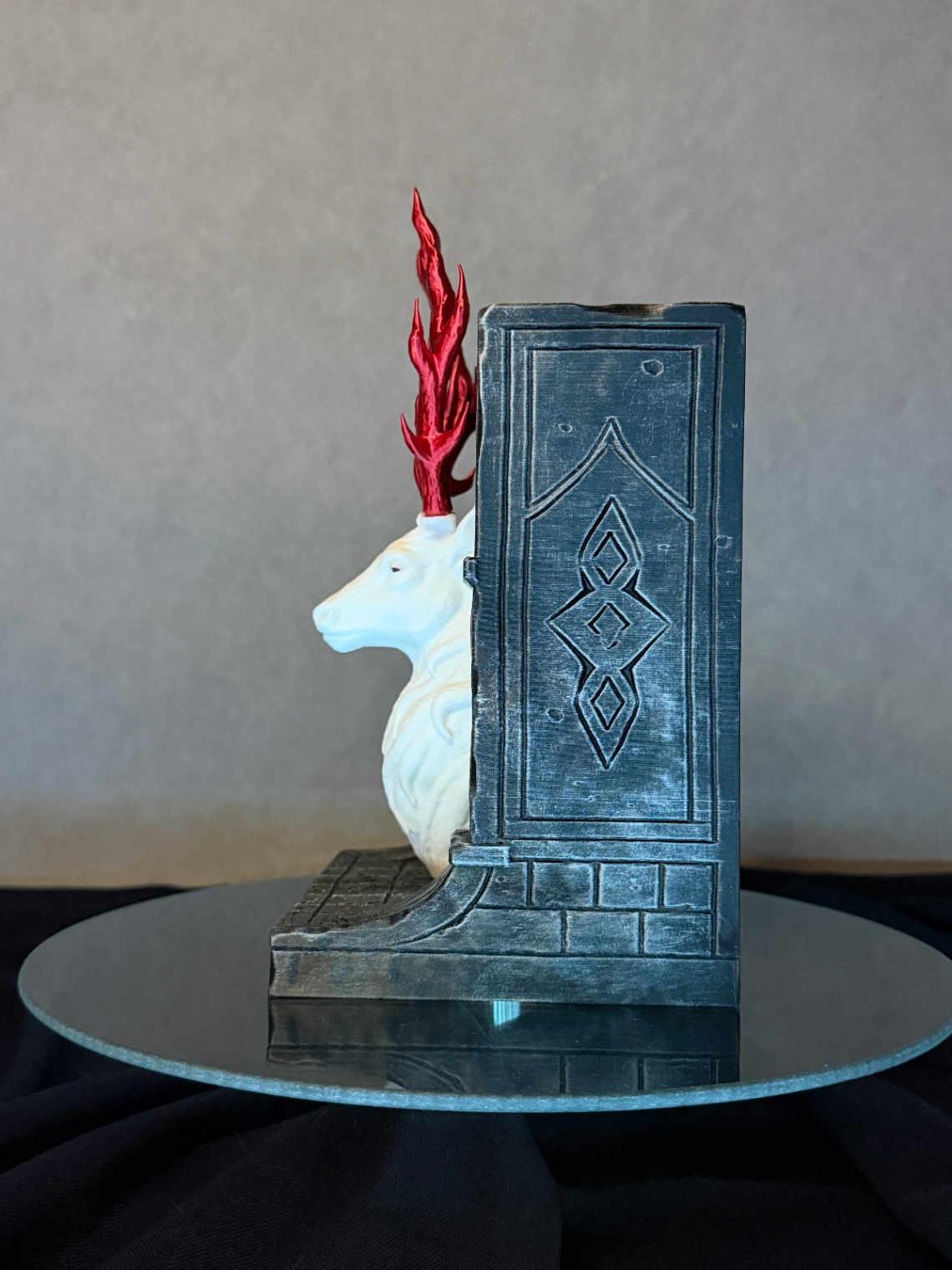 Book Nook „Antlers of Ember" - 3