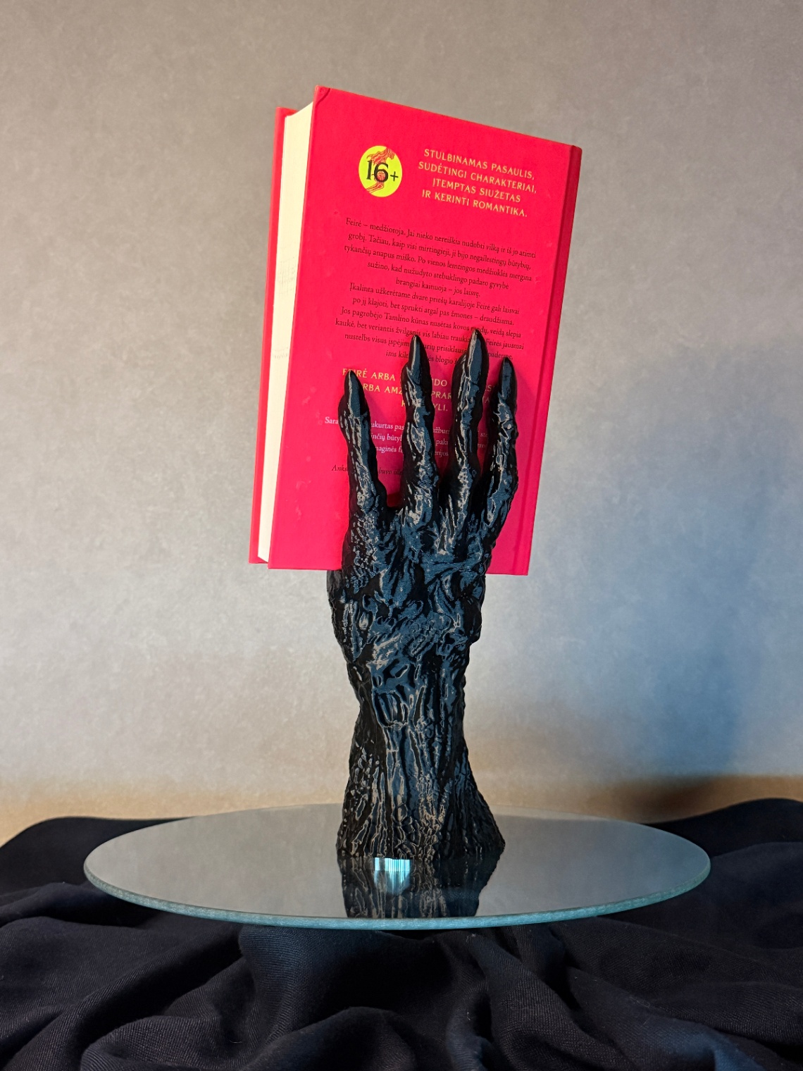 Knygos (skaityklės) laikiklis-stovas „Death's Grasp“ - 2