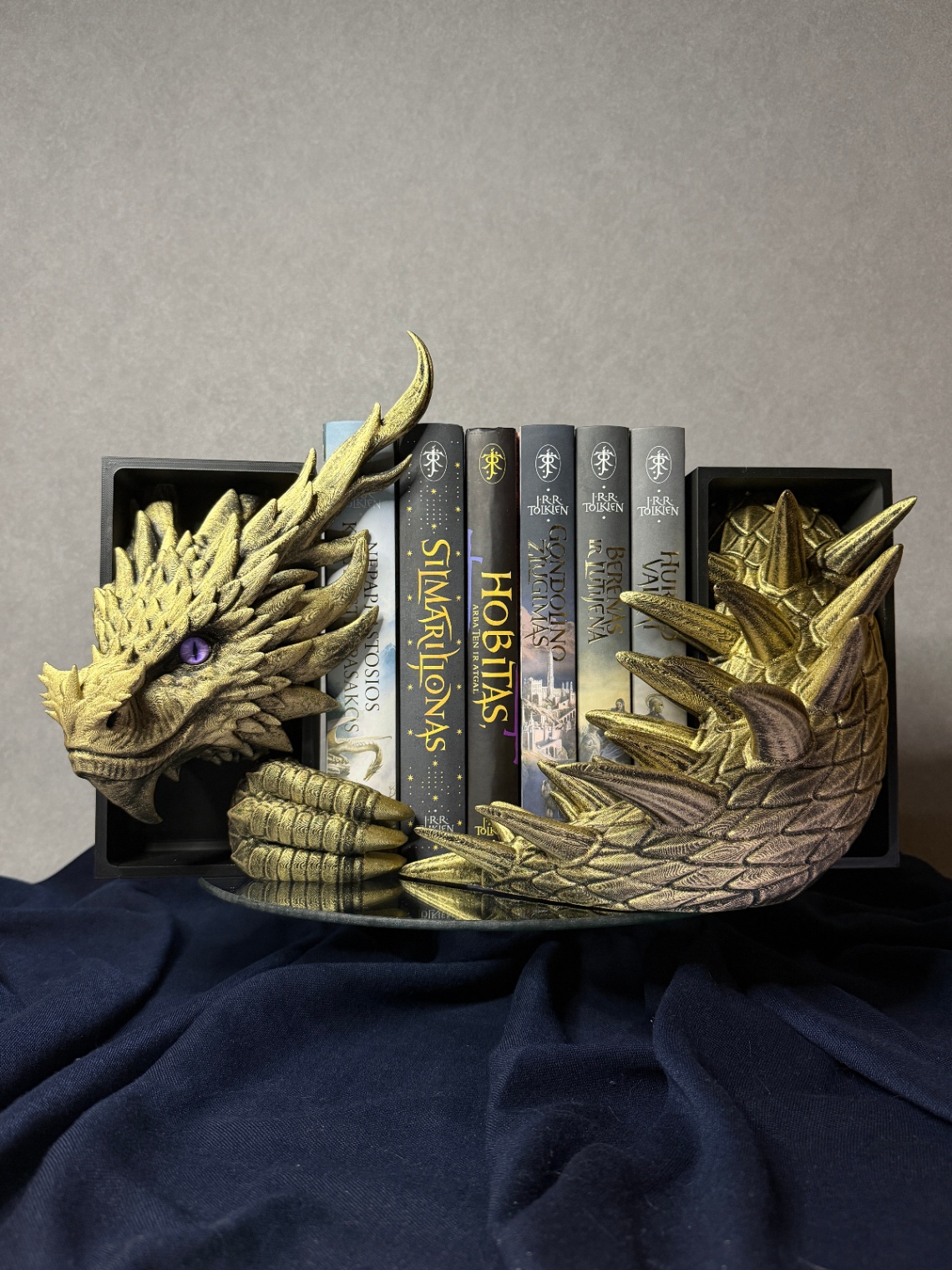 Book Nook „Spine Guard Dragon Emerging“ (Head and Tail) - 2