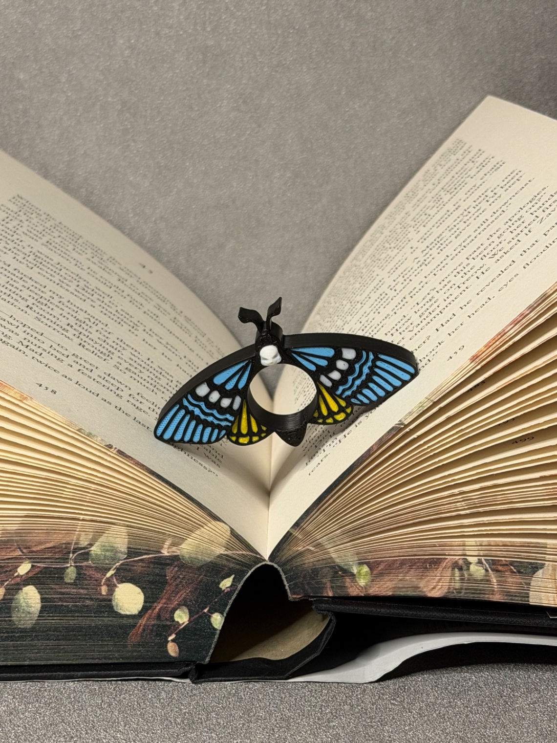 Puslapių laikiklis „Death's-head Hawkmoth“