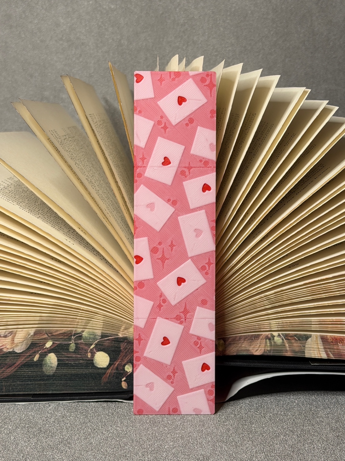 Padidinti nuotrauką Skirtukas „Love Letters“