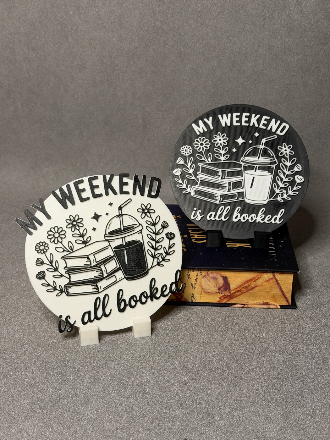 Lentynos dekoracijos-padėkliukai „My Weekend is all Booked“