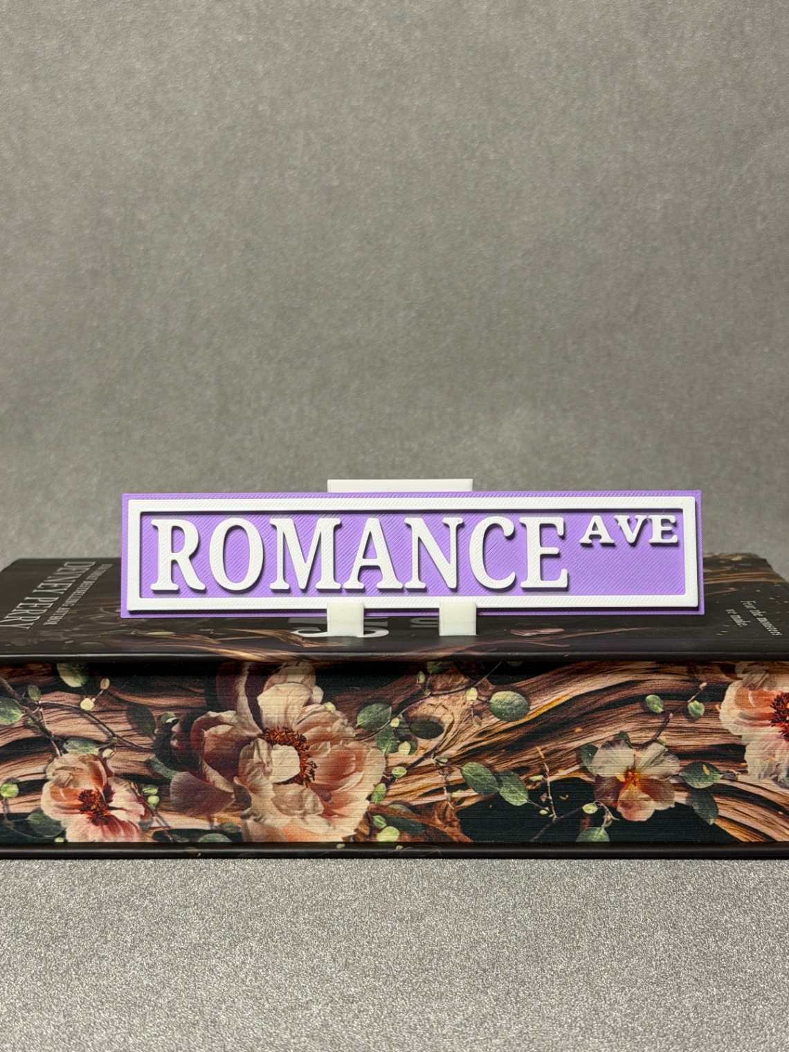 Lentynos ženklas „Romance“ - 3