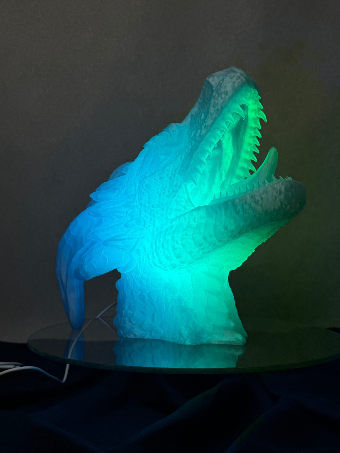 Šviestuvas „Dragon Head“