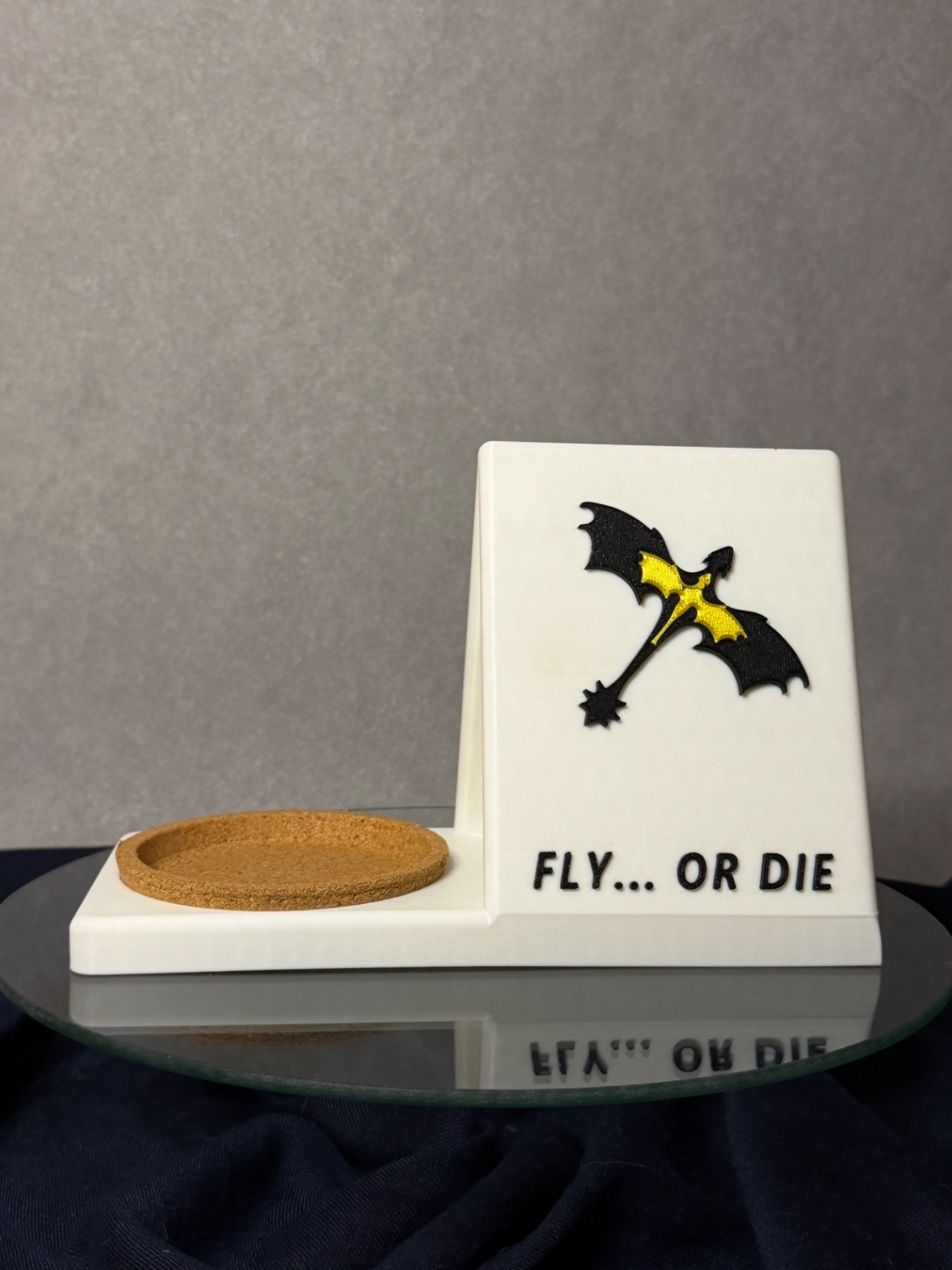 Knygų laikiklis „Fly or Die“ - 2