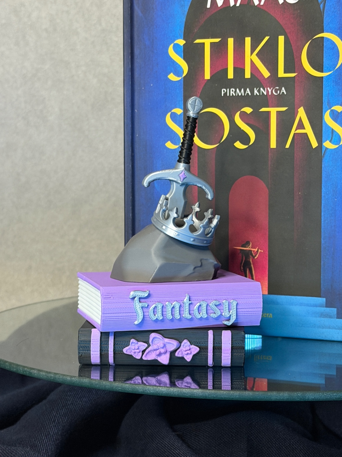 Dekoracija „Fantasy Book Pile“