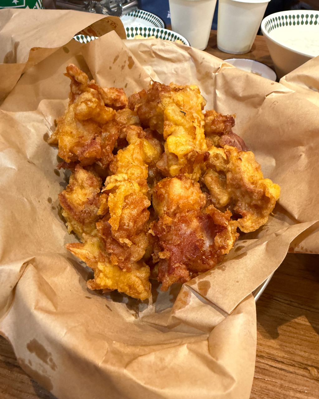 하루가 저물기 전 남은 빛을 담았습니다. 오늘도 수고한 마음에 건네는…
