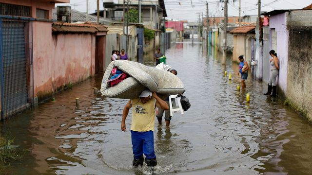 Violence climatique : peut-on parler d'atrocité de masse ?