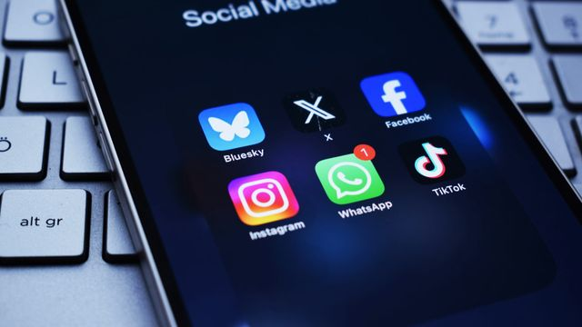 X, Instagram, Twitch, TikTok, Youtube, Bluesky : de nouvelles règles&nbsp;s'imposent
          
        