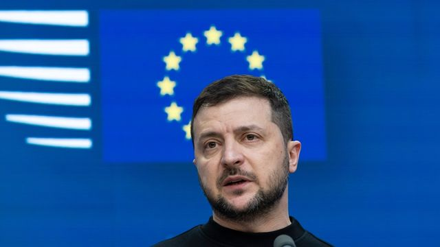 Comment populisme et euroscepticisme façonnent le rapport des partis politiques à&nbsp;l’Ukraine
          
        