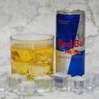 Red Bull enerji içkisi / 250 ml