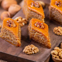 Bakı paxlavası /  Baku baklava (2 əd)