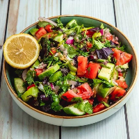 Çoban Salatı sadə/pendirli (300qr)