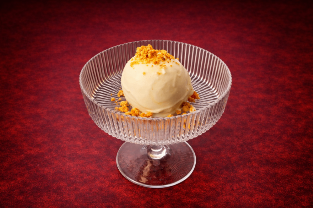 義式手工低脂冰淇淋（Italian Gelato）｜1884 Taipei 精品甜點，NT$ 200・手工製作的義式冰淇淋，口感綿密細緻、甜度清爽不膩。

過敏原: 蛋奶類


