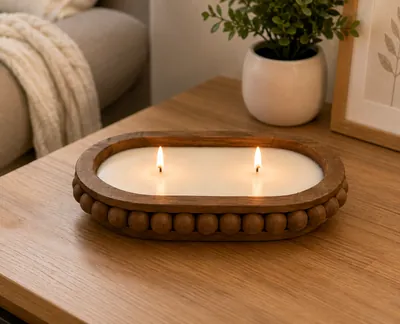 Oval wooden scented candle