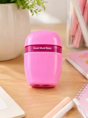 Sharpener with cover