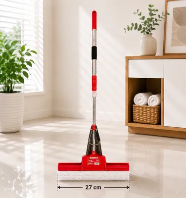 Mop with wringer
