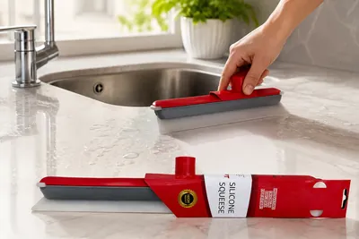 Silicone squeegee