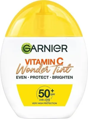 Garnier - Wonder Tint Vitamin C Lotion with Sunscreen SPF50+ in Medium Shade - 40 ml
