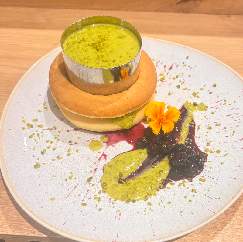 Pistachio Berry Pancakes