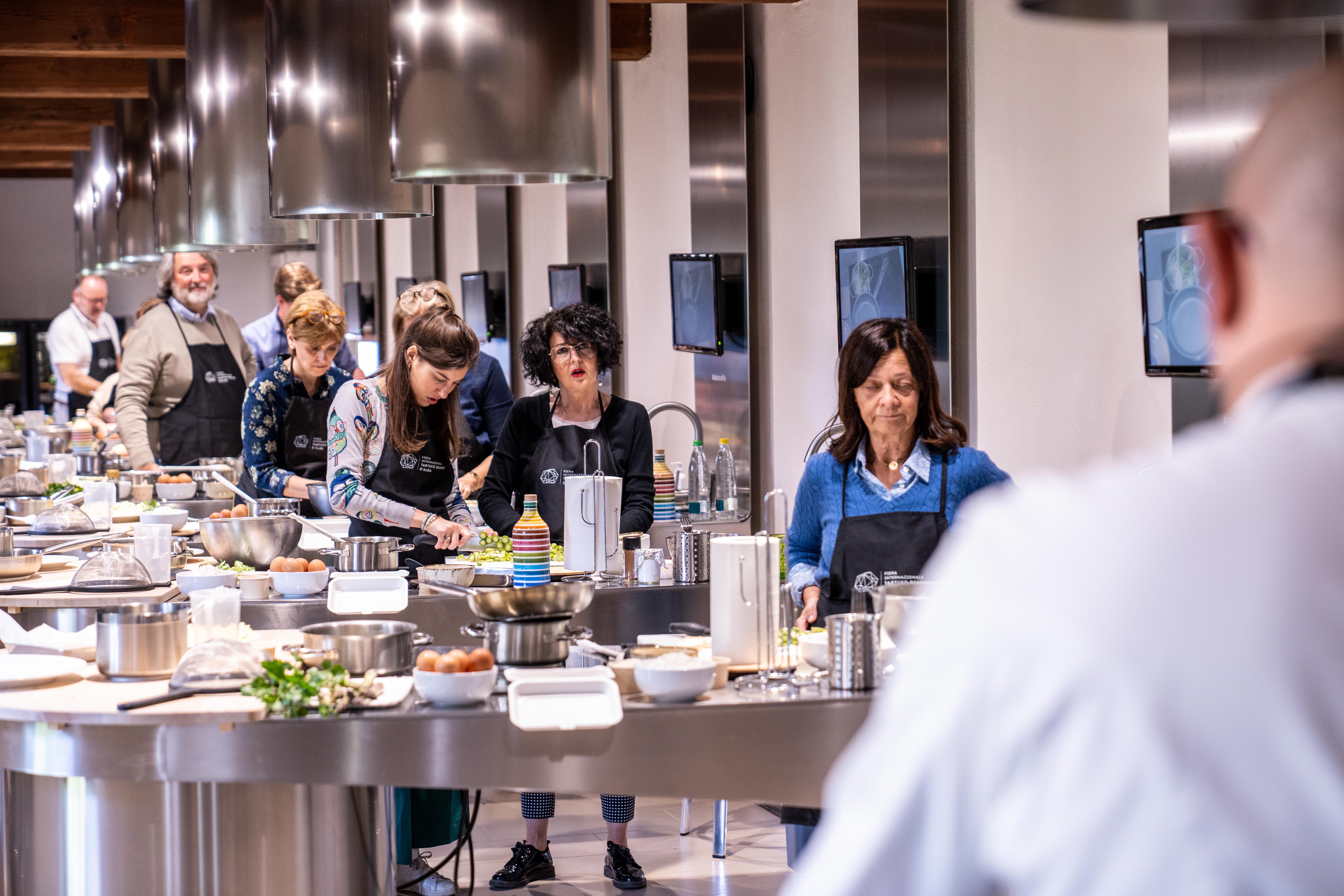Corsi di Cucina. Creatività in cucina, territorio nel calice