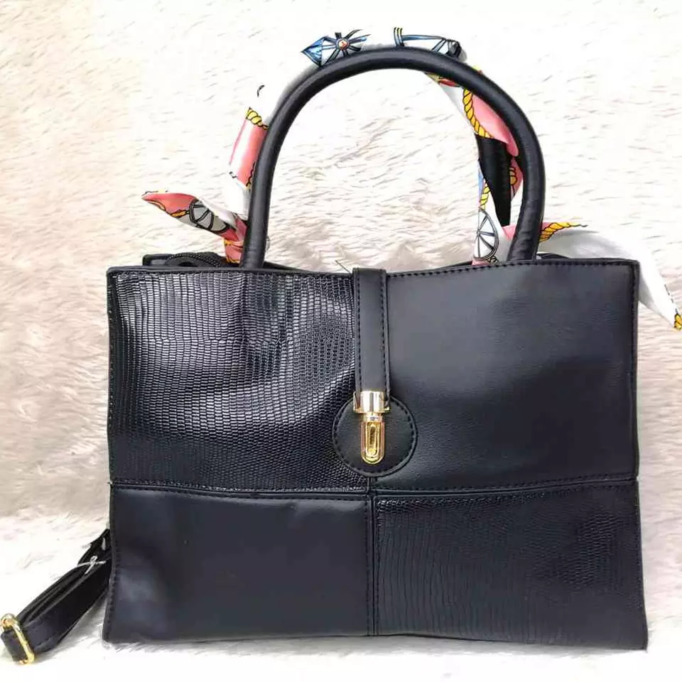 0 - bolsa para mujer modelo adelina color negra