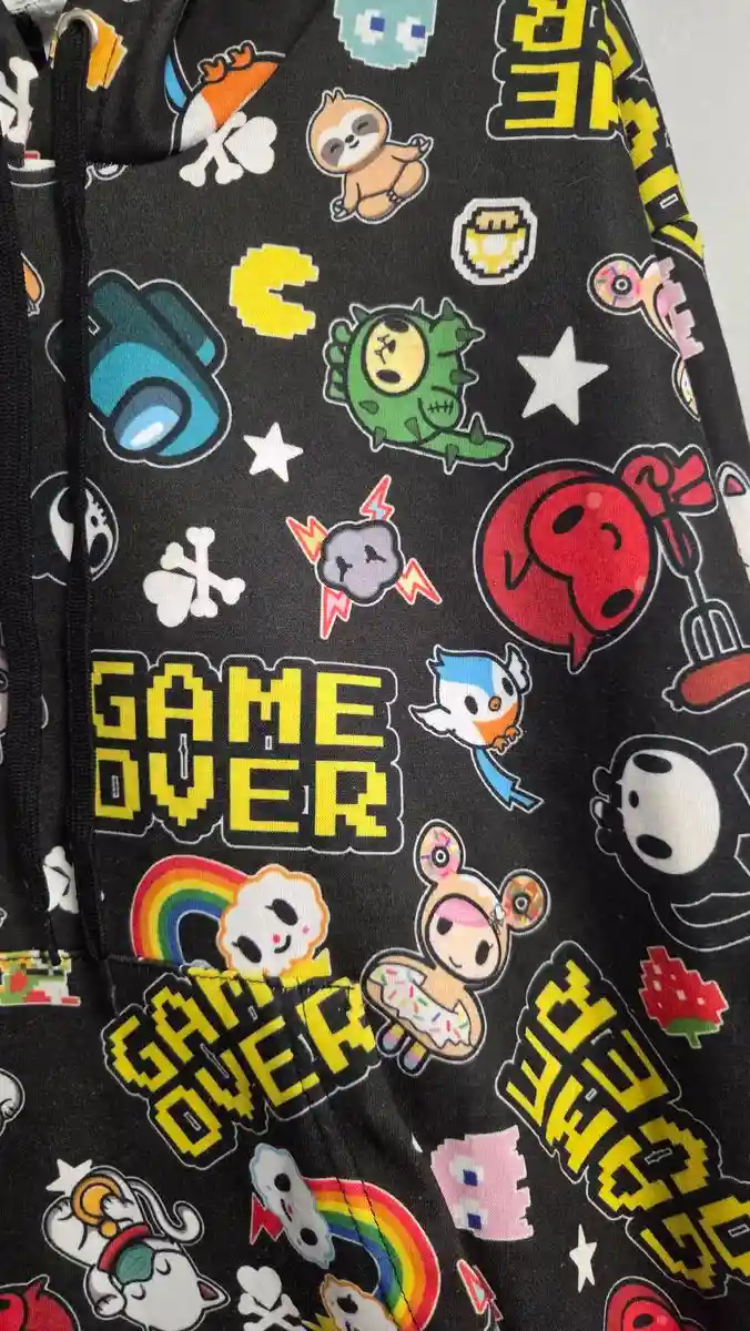 Buzo con dibujos game over - Sin marca - Abrigos