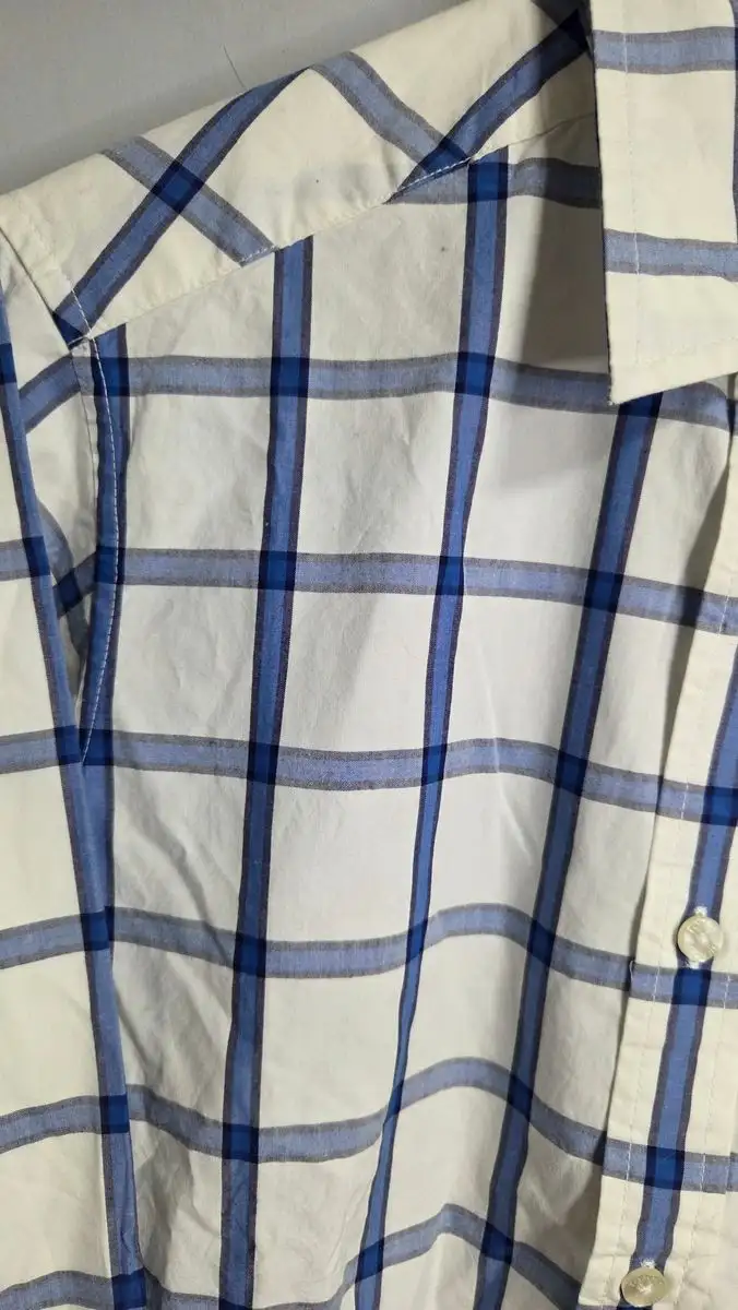 Camisa blanca con rayas - foto 3