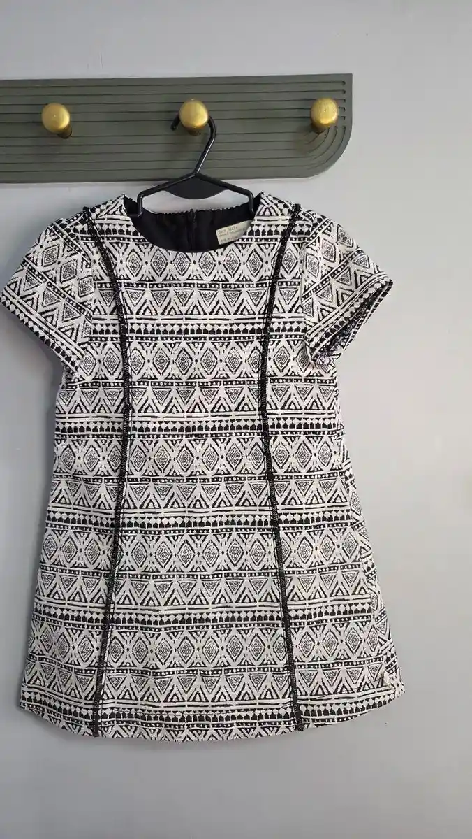 Vestido de fiesta - Zara  - Vestidos