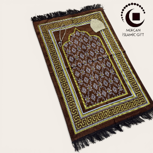 VELVET PRAYER MAT