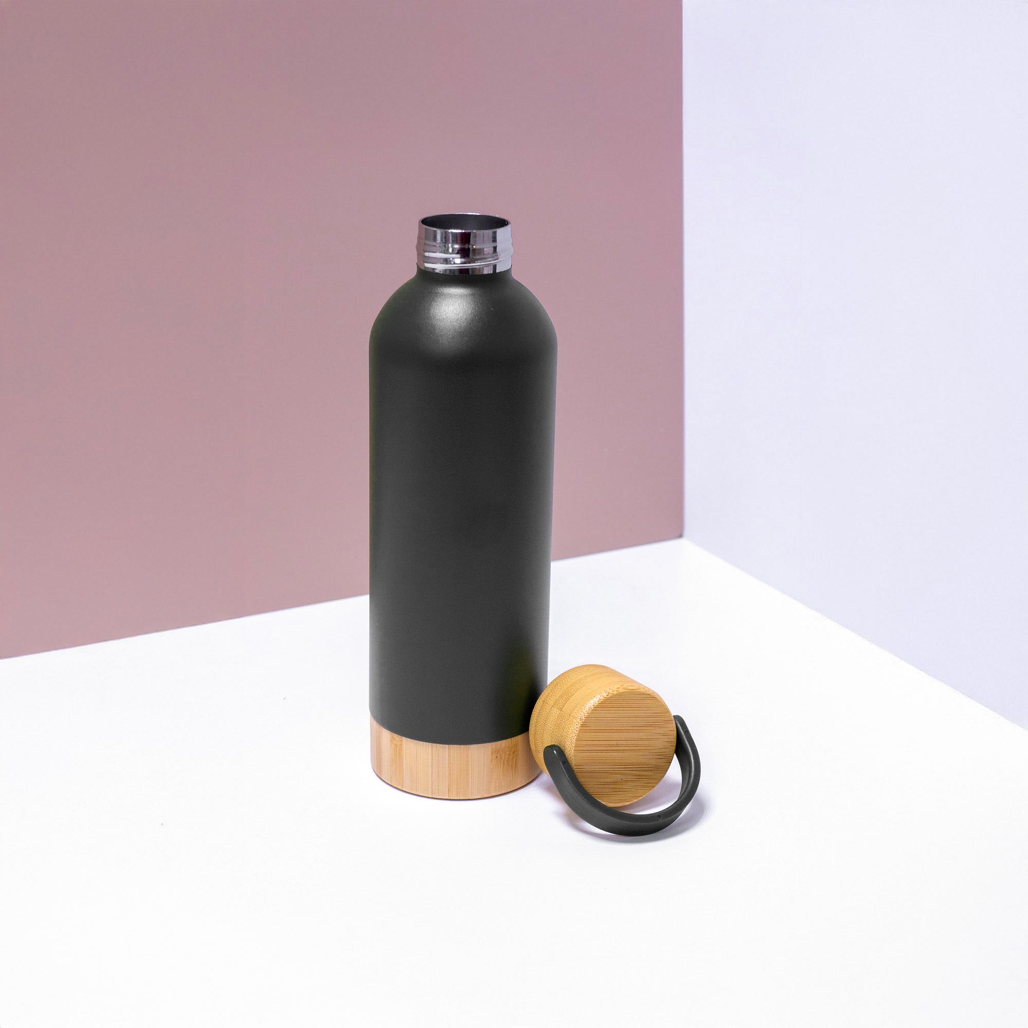 Insulated Bottle With Bamboo Lid BK